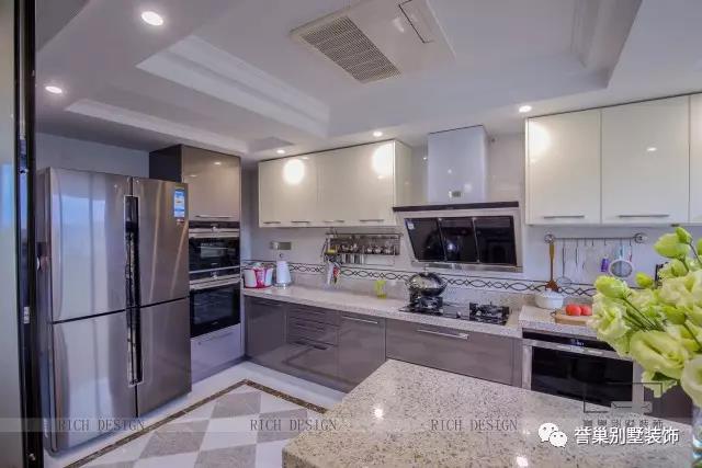 西城上筑現(xiàn)代簡(jiǎn)約廚房裝飾角度一效果圖