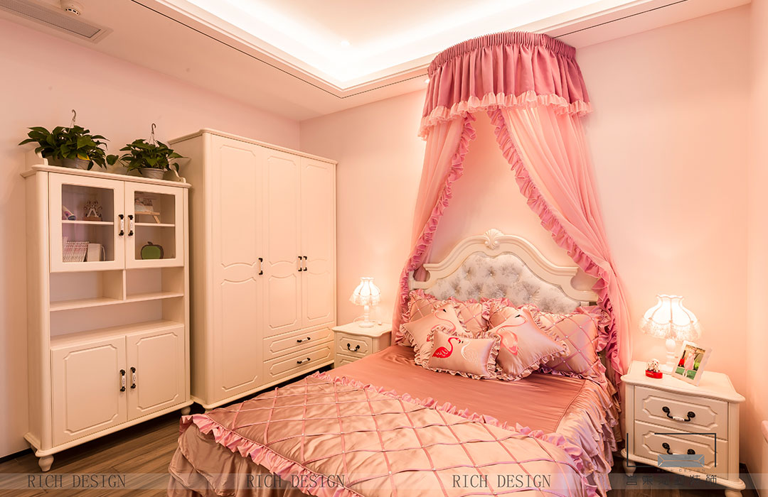 現(xiàn)代風(fēng)女孩房實(shí)景圖.jpg 現(xiàn)代風(fēng)女孩房實(shí)景圖.jpg