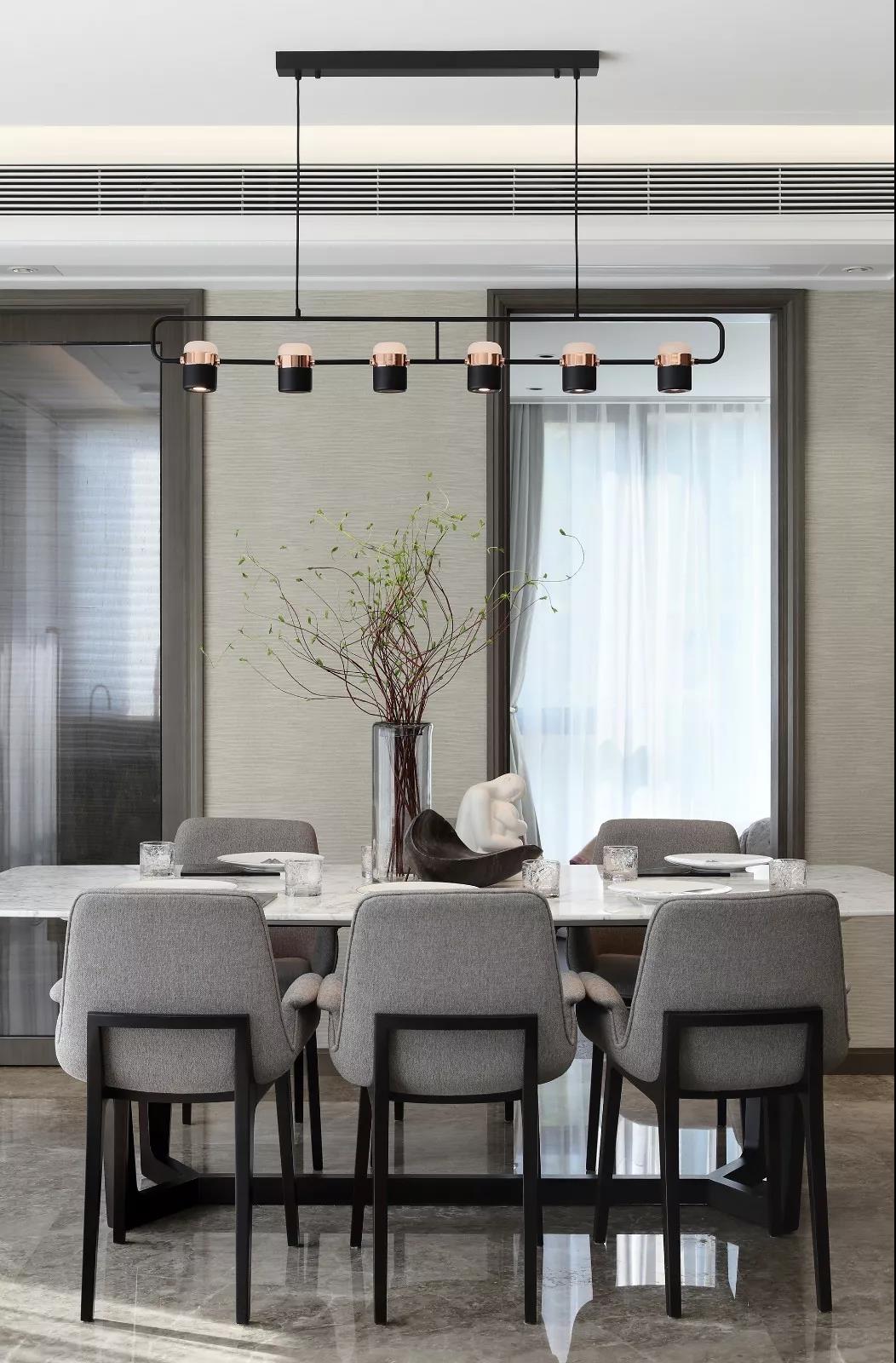 現(xiàn)代別墅餐廳裝修效果圖 現(xiàn)代別墅餐廳裝修效果圖