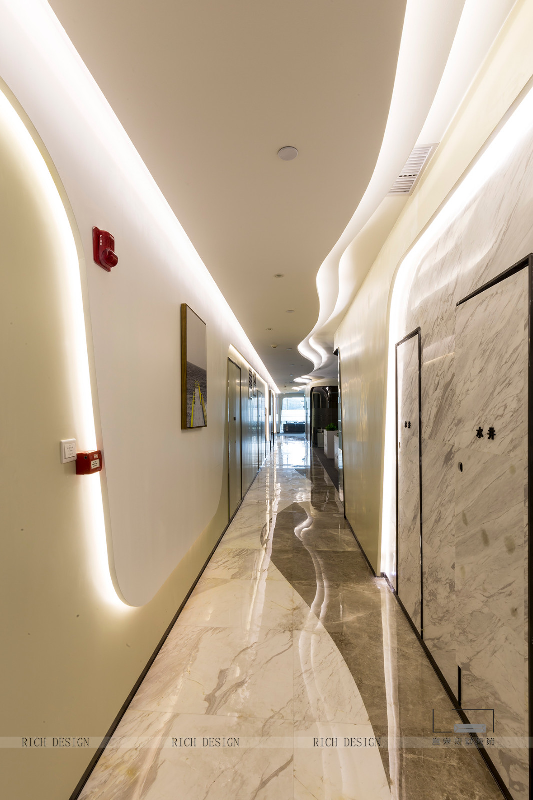 星河world現(xiàn)代風格走廊實景圖 星河world現(xiàn)代風格走廊實景圖