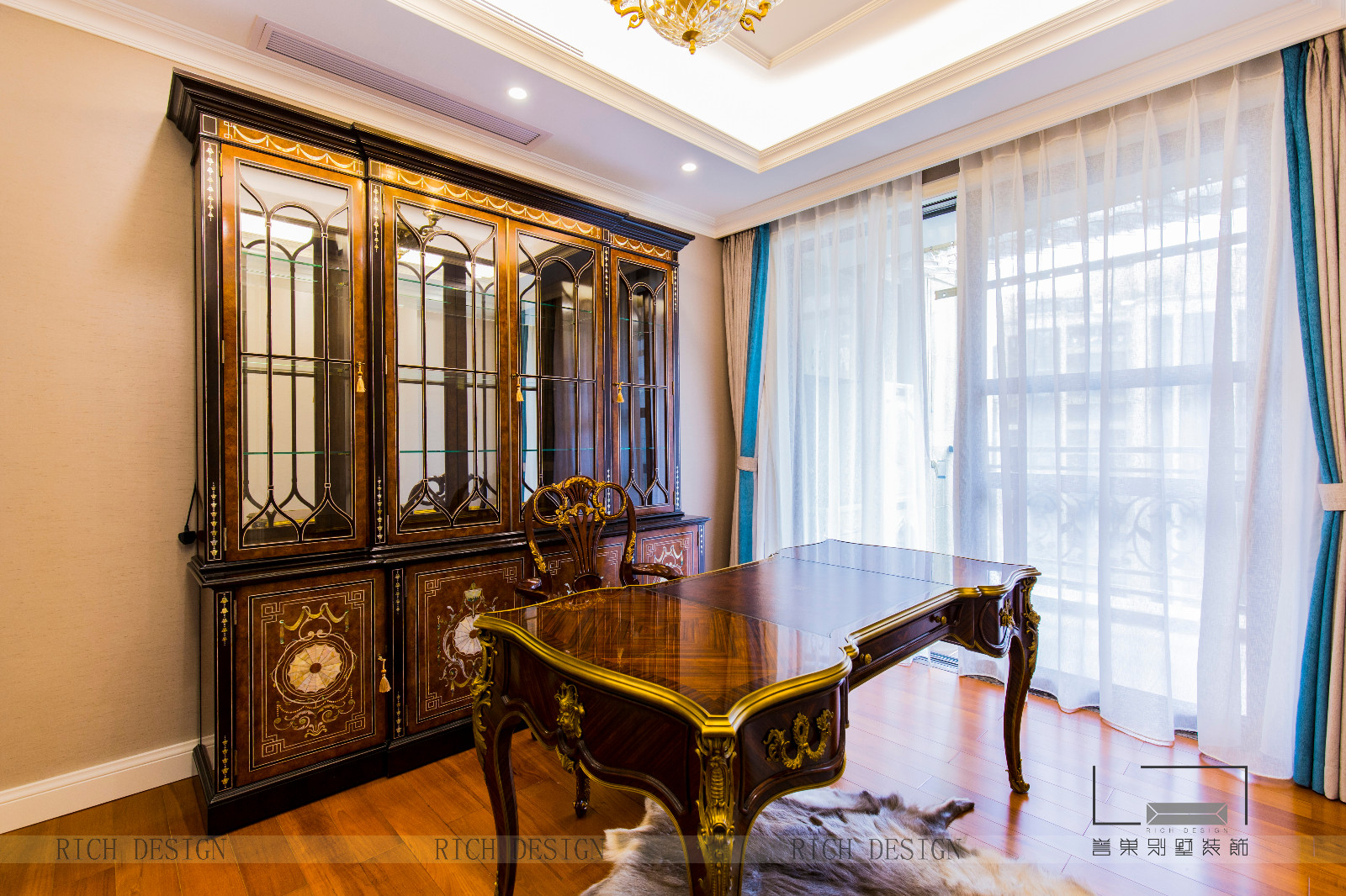 山語清暉實(shí)景圖