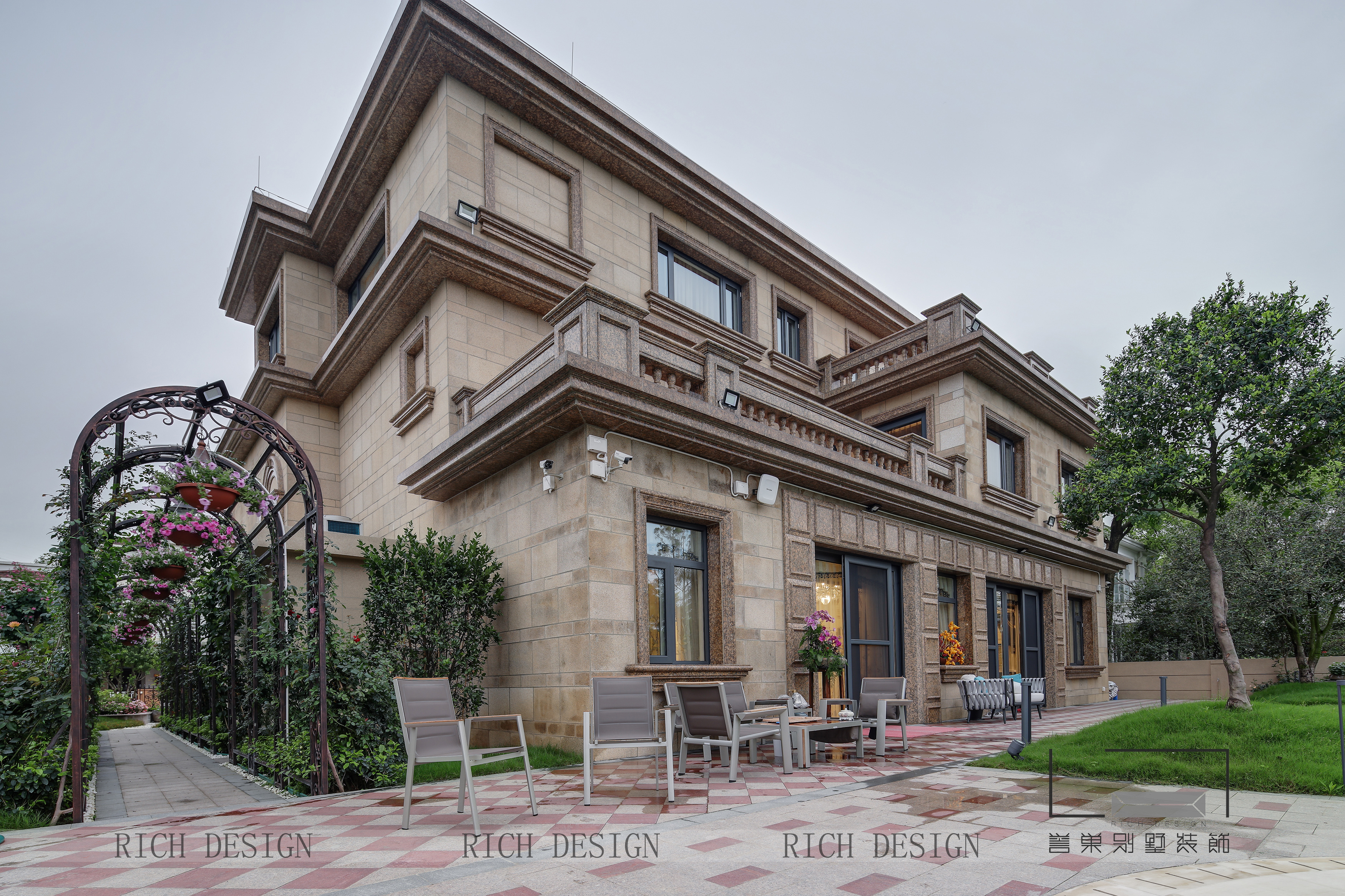 IMG_0918.jpg IMG_0918.jpg